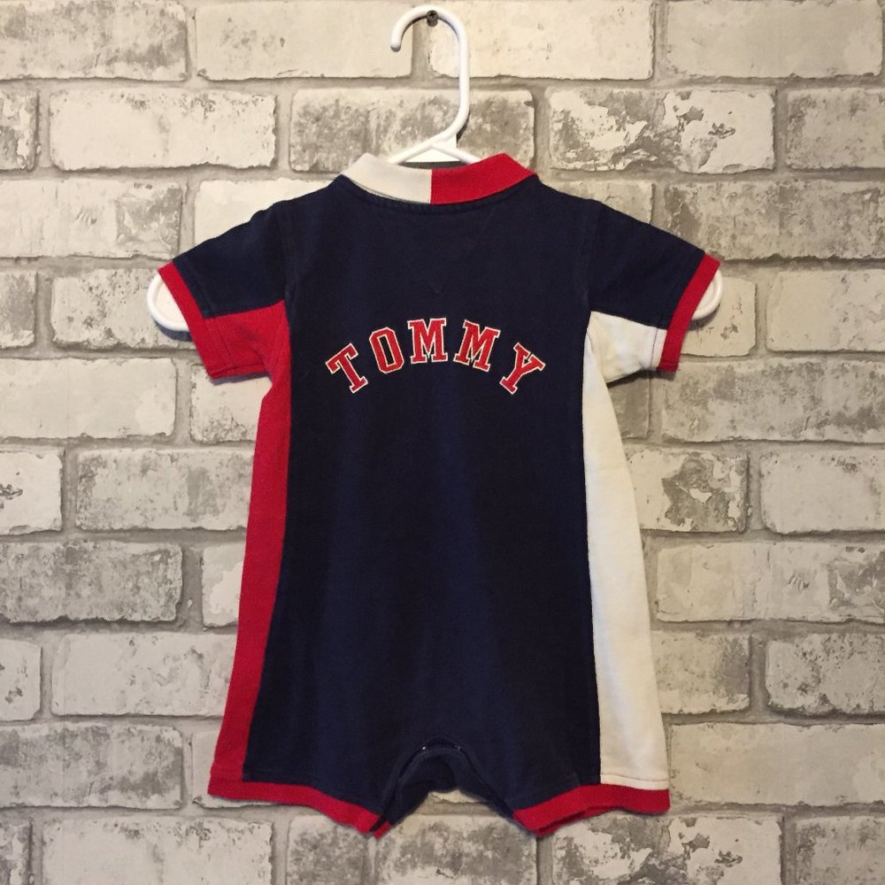 Vintage 90's Tommy Hilfiger Size 6-12 Months